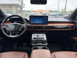 Lincoln Nautilus 2023 AWD Reserve 4dr SUV