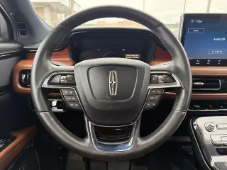 Lincoln Nautilus 2023 AWD Reserve 4dr SUV