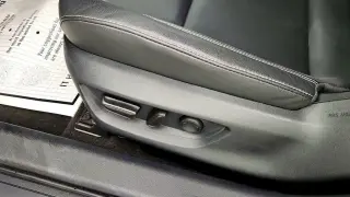 Toyota Camry 2025 SE 4dr Sedan