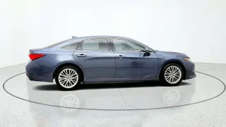 Toyota Avalon 2019 XLE 4dr Sedán