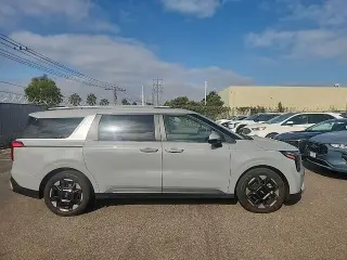 Kia Carnival 2025 EX 4dr Mini-Van