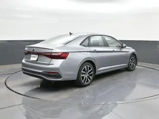 Volkswagen Jetta 2025 SE 4p Sedan