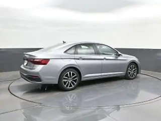 Volkswagen Jetta 2025 SE 4p Sedan