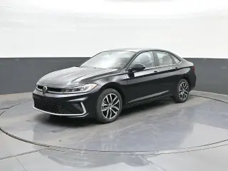 Volkswagen Jetta 2025 SE 4dr Sedán