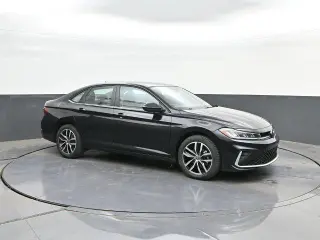 Volkswagen Jetta 2025 SE 4dr Sedán