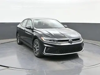 Volkswagen Jetta 2025 SE 4dr Sedán