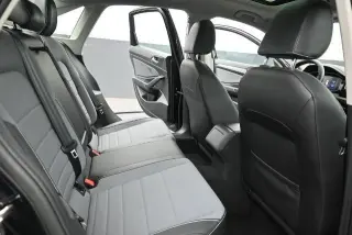 Volkswagen Jetta 2025 SE 4dr Sedán