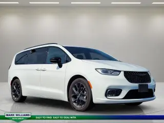 Chrysler Pacifica 2025 Limited 4dr Mini-Van