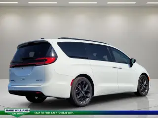 Chrysler Pacifica 2025 Limited 4dr Mini-Van