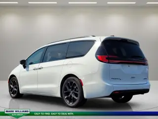 Chrysler Pacifica 2025 Limited 4dr Mini-Van