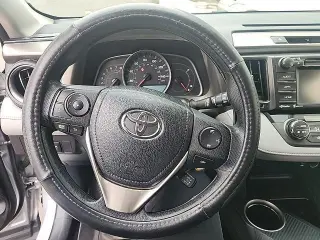 Toyota RAV4 2015 XLE 4dr SUV