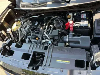 Nissan Kicks 2025 AWD SR 4dr Crossover