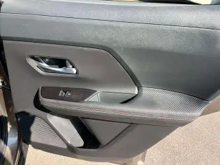 Nissan Kicks 2025 AWD SR 4dr Crossover