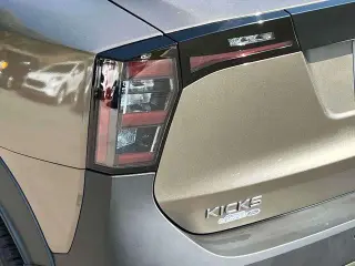 Nissan Kicks 2025 AWD SR 4dr Crossover
