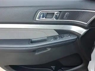 Ford Explorer 2017 AWD XLT 4dr SUV
