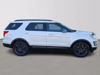 Ford Explorer 2017 AWD XLT 4dr SUV