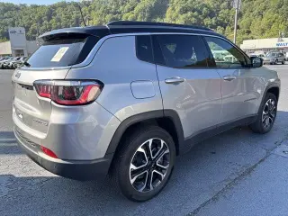 Jeep Compass 2023 4x4 Limited 4dr SUV