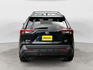 Toyota RAV4 2021 AWD XLE Premium SUV 4 puertas