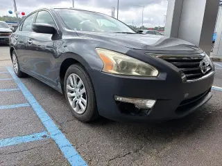 Nissan Altima 2013 2.5 S 4dr Sedan