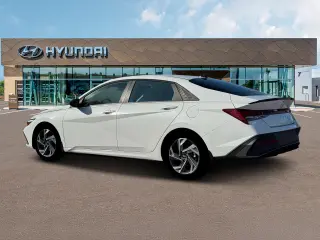 Hyundai ELANTRA Híbrido 2025 SEL Sport Sedán 4 puertas
