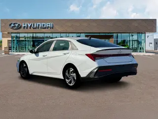 Hyundai ELANTRA Híbrido 2025 SEL Sport Sedán 4 puertas