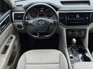 Volkswagen Atlas 2018 V6 SEL 4p SUV