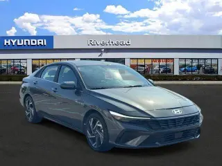 Hyundai ELANTRA 2025 SEL Conveniencia 4p Sedan