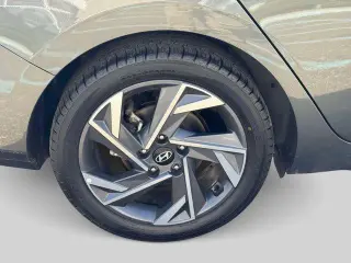 Hyundai ELANTRA 2025 SEL Conveniencia 4p Sedan