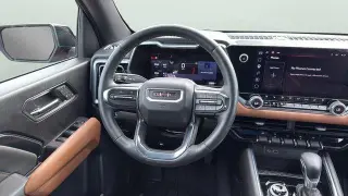GMC Canyon 2024 4x4 AT4 4p. Cabina de Tripulación 5 ft. CB