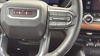 GMC Canyon 2024 4x4 AT4 4p. Cabina de Tripulación 5 ft. CB
