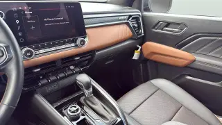 GMC Canyon 2024 4x4 AT4 4p. Cabina de Tripulación 5 ft. CB