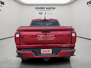 GMC Canyon 2024 4x4 AT4 4p. Cabina de Tripulación 5 ft. CB