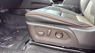GMC Canyon 2024 4x4 AT4 4p. Cabina de Tripulación 5 ft. CB
