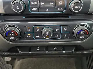 Chevrolet Silverado 1500 2017 4x2 LT 4p. Cabina Completa 5.8 ft. SB