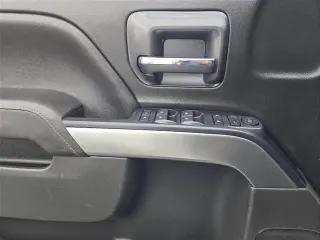 Chevrolet Silverado 1500 2017 4x2 LT 4p. Cabina Completa 5.8 ft. SB