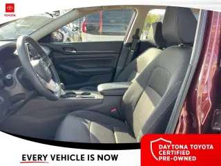 Nissan Altima 2025 2.5 SV 4dr Sedán