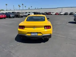 Ford Mustang 2024 EcoBoost 2dr Fastback