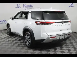 Nissan Pathfinder 2025 AWD SL 4dr SUV