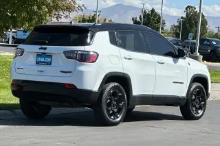 Jeep Compass 2023 4x4 Trailhawk 4p SUV