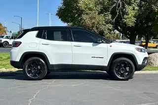 Jeep Compass 2023 4x4 Trailhawk 4p SUV