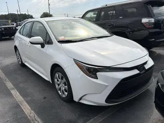 Toyota Corolla 2024 LE 4p Sedán