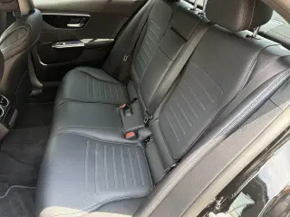 Clase C 2023 Mercedes-Benz 200 4MATIC® C 300 4MATIC® 4p Sedán AWD