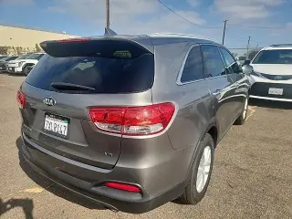 Kia Sorento 2017 LX V6 4p SUV