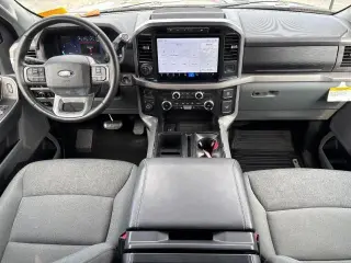 Ford F-150 2024 4x4 XLT 4p SuperCab 5.5 ft. CB