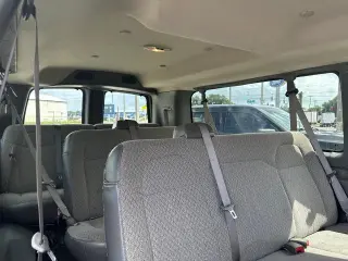 Chevrolet Express 2025 LT 3500 3dr Extended Passenger Van