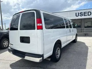 Chevrolet Express 2025 LT 3500 3dr Extended Passenger Van