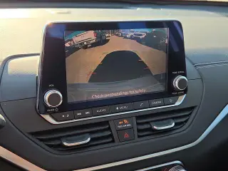 Nissan Altima 2019 2.5 SV 4dr Sedán