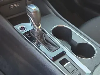 Nissan Altima 2019 2.5 SV 4dr Sedán