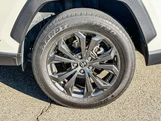Toyota RAV4 Hybrid 2022 tracción en todas las ruedas XLE Premium 4p SUV