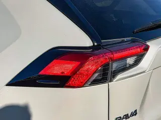 Toyota RAV4 Hybrid 2022 tracción en todas las ruedas XLE Premium 4p SUV